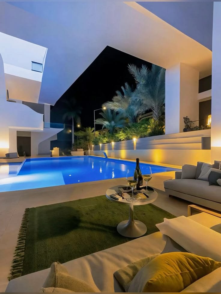 تصميم حمامات سباحة مودرن في 6 أكتوبر