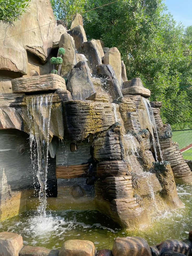 تصميم شلالات بالرياض