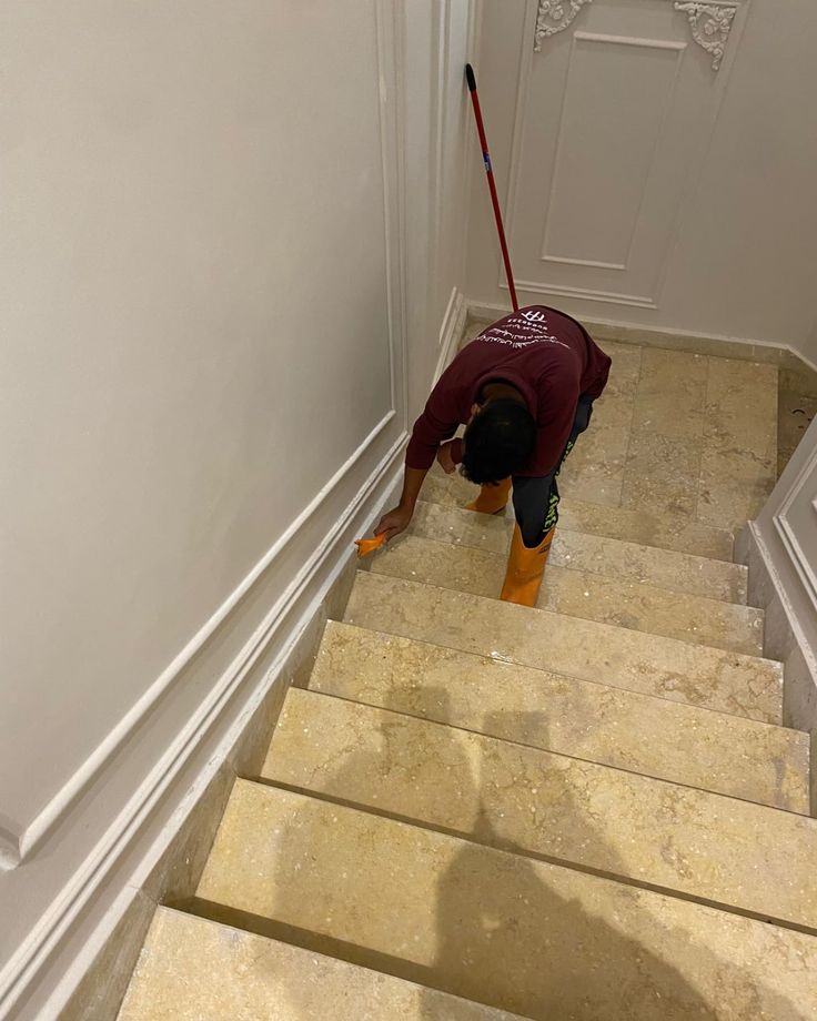 دليل غسيل سجاد بالمنزل جدة: استعد جمال سجادك بتقنيات التنظيف الجاف والبخار