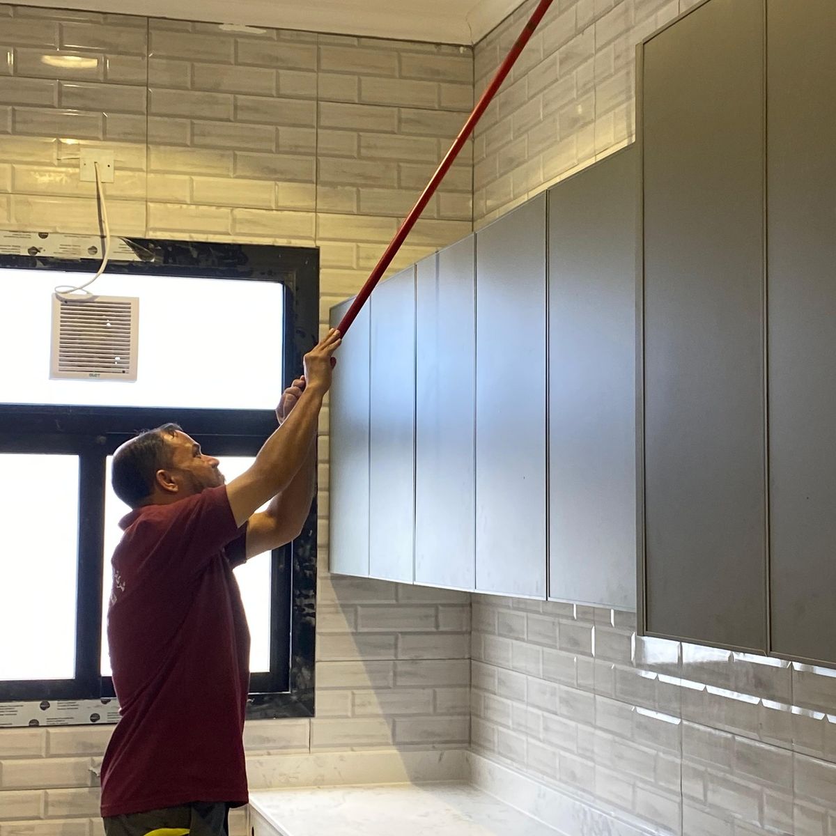 دليل تنظيف مطابخ وإزالة الدهون بجدة: استعد لمعان مطبخك بتقنيات عالمية