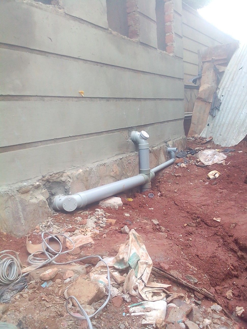 كشف تسربات تحت الأرض بالرياض